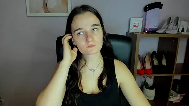 KateDelight online show from 11.02.25