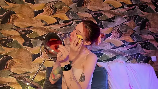 CrystalRey online show from 01.12.25