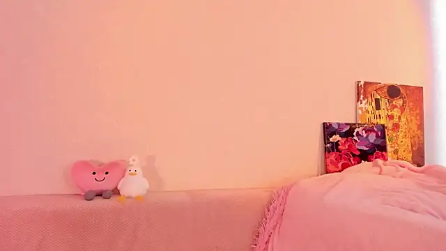 CrystalRey online show from 02.15.25