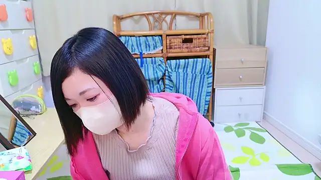 Snapshot of Minami_San chatting on 02.19.25 Minami San online show from 02.19.25