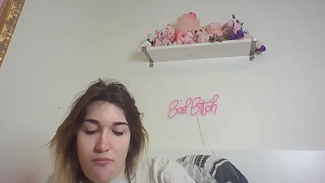 Snapshot of Icy__Diamond chatting on 10.24.25 Icy Diamond online show from 10.24.25