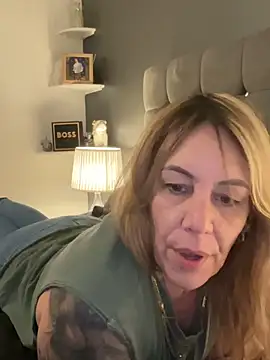 blondebitch2 online show from 01.21.25