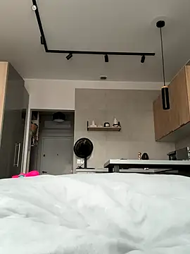 Snapshot of mollyyank chatting on 10.12.25 mollyyank online show from 10.12.25