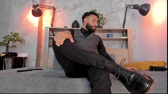 bruno woods online show from 12.16.25