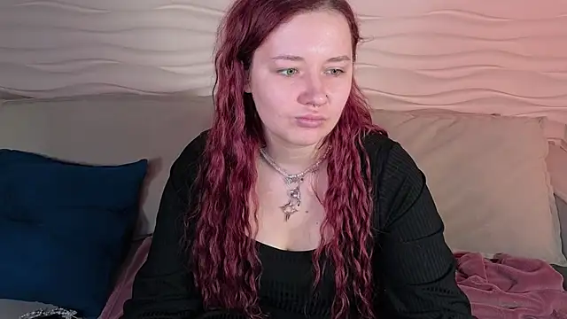 carolina elf online show from 10.03.25