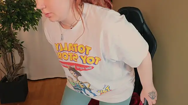 carolina elf online show from 11.16.25