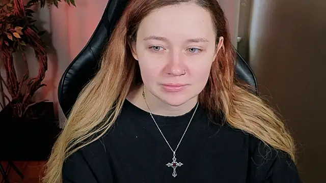 carolina elf online show from 03.18.26