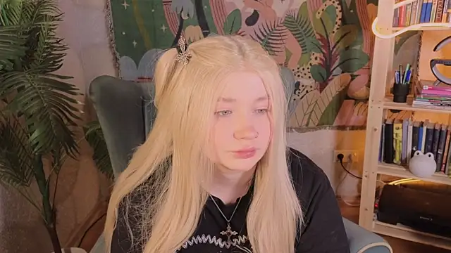 carolina elf online show from 04.09.26