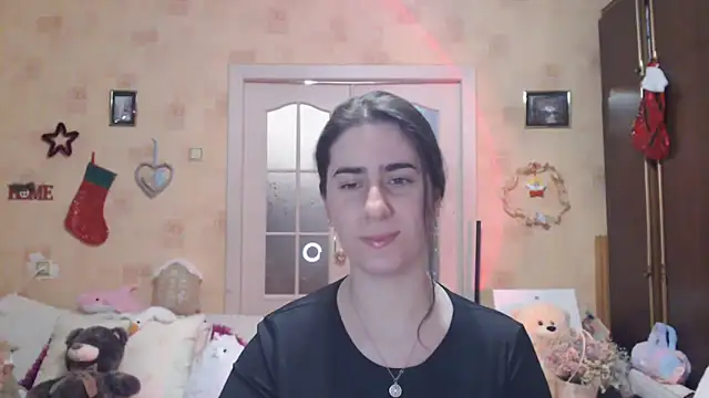 Snapshot of INELIKA chatting on 02.04.26 INELIKA online show from 02.04.26