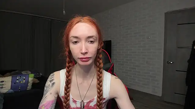 Snapshot of Roxy_Silver chatting on 12.02.24 Roxy Silver online show from 12.02.24