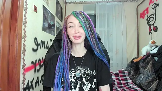 Snapshot of Roxy_Silver chatting on 12.16.24 Roxy Silver online show from 12.16.24