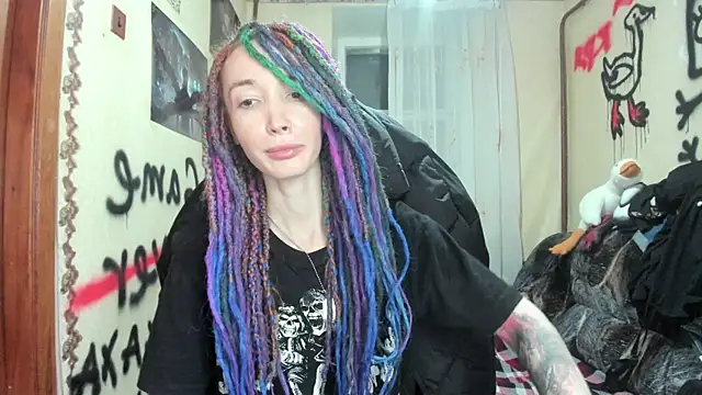 Snapshot of Roxy_Silver chatting on 12.26.24 Roxy Silver online show from 12.26.24