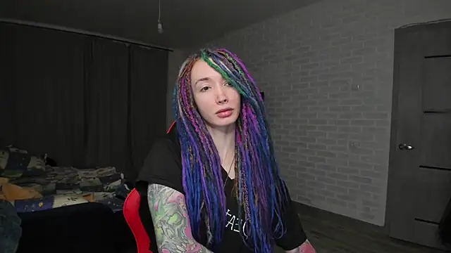 Snapshot of Roxy_Silver chatting on 01.06.25 Roxy Silver online show from 01.06.25