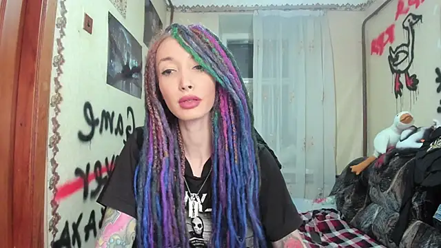 Snapshot of Roxy_Silver chatting on 01.26.25 Roxy Silver online show from 01.26.25