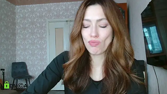Snapshot of alicia_spicy chatting on 12.17.24 alicia spicy online show from 12.17.24