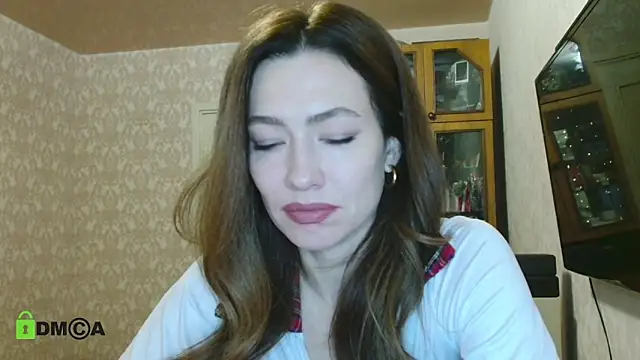 Snapshot of alicia_spicy chatting on 12.28.24 alicia spicy online show from 12.28.24