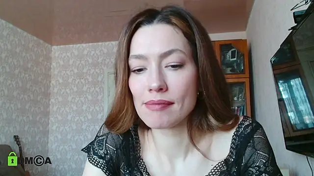 Snapshot of alicia_spicy chatting on 02.18.25 alicia spicy online show from 02.18.25