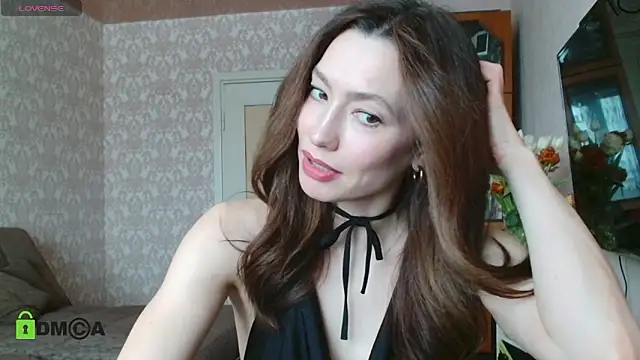 Snapshot of alicia_spicy chatting on 03.11.25 alicia spicy online show from 03.11.25