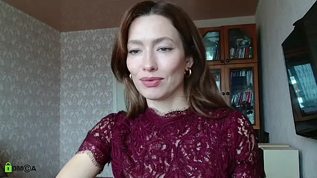 Snapshot of alicia_spicy chatting on 09.15.25 alicia spicy online show from 09.15.25