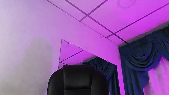 Stuart Boy  online show from 12.06.24