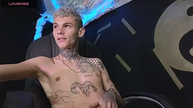 Stuart Boy  online show from 03.11.25
