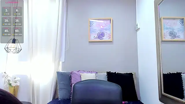  AlejaCruz  online show from 01.21.25