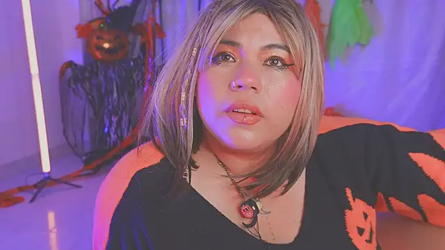 Samanta cutee online show from 10.13.25