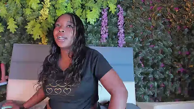 Charlotte  Brown  online show from 01.31.25