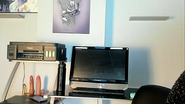 Charlotte  Brown  online show from 02.27.25