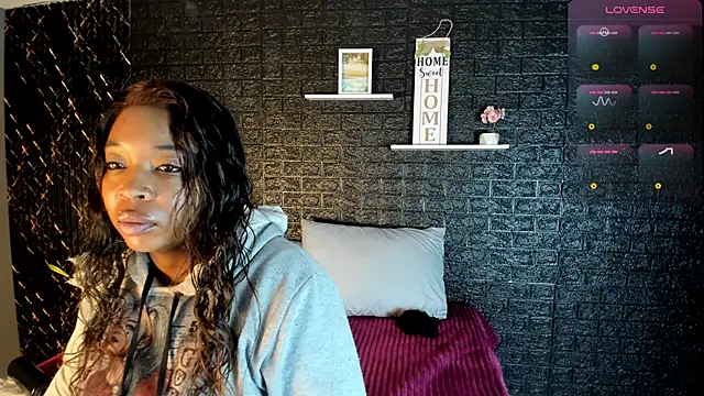 Charlotte  Brown  online show from 03.20.25