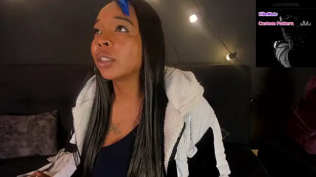 Charlotte  Brown  online show from 09.11.25