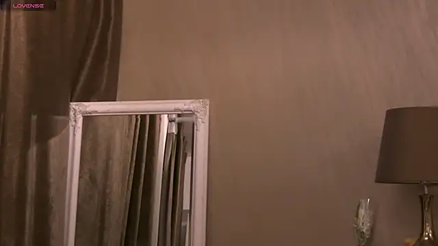 GinaMence online show from 03.02.25