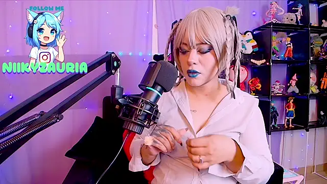  niiky online show from 11.07.25