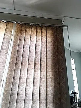 Snapshot of cleopatra-phaedra chatting on 10.10.25 cleopatra-phaedra online show from 10.10.25