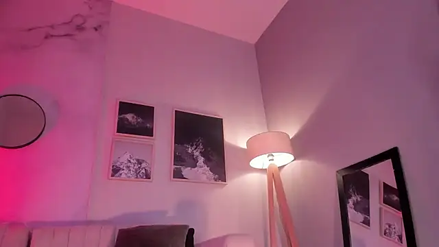 Violetta Nur online show from 01.08.26