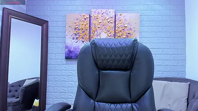  LaraMom  online show from 03.25.26