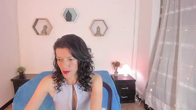 Snapshot of Paloma_victory chatting on 01.28.25 Paloma victory online show from 01.28.25