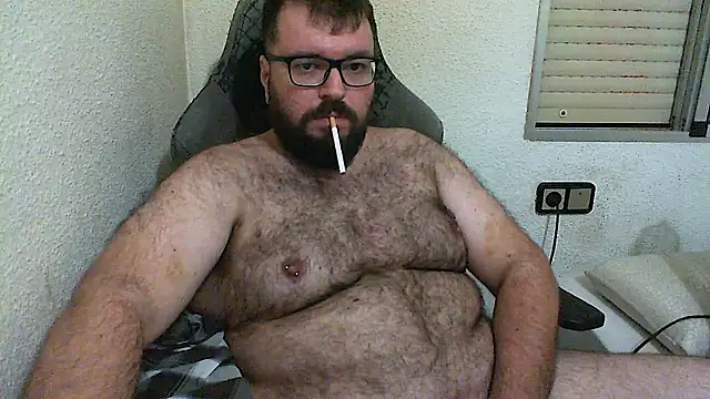 Snapshot of Juliakis chatting on 10.27.25 Juliakis online show from 10.27.25