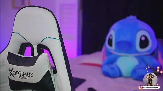 Marianamonroe  online show from 04.20.26