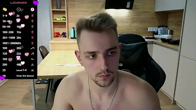 Larstar01 online show from 02.12.25