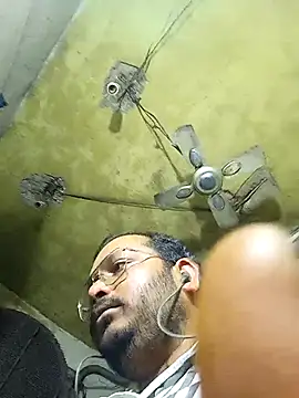 DeepakXxxR86 online show from 01.11.26