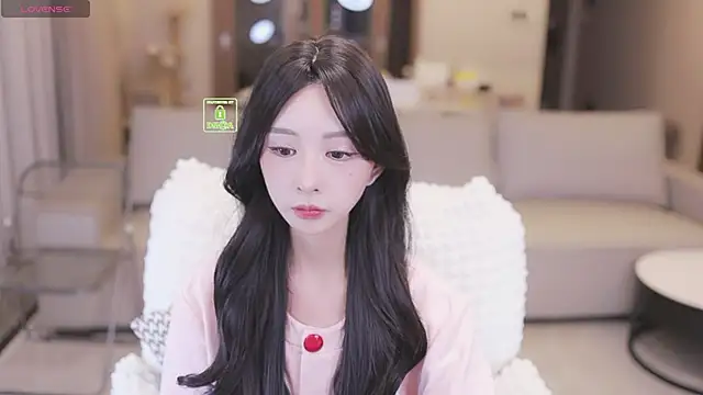 Snapshot of JayPope chatting on 10.18.25 JayPope online show from 10.18.25