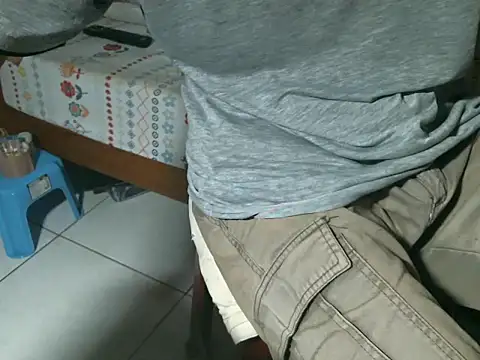 triangle0623 online show from 10.25.25