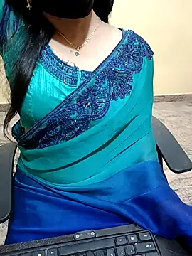 Snapshot of Nithya_05 chatting on 09.23.25 Nithya 05 online show from 09.23.25