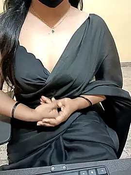 Snapshot of Nithya_05 chatting on 09.25.25 Nithya 05 online show from 09.25.25