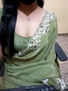 Snapshot of Nithya_05 chatting on 10.15.25 Nithya 05 online show from 10.15.25