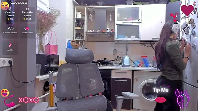  Nika Kik online show from 10.02.25