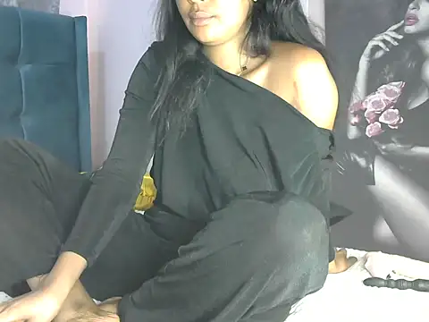 Petite lexii online show from 10.22.25