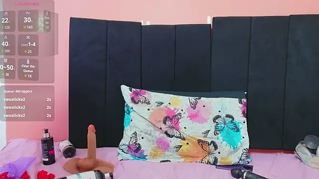 kinkyhousewifee online show from 05.31.26