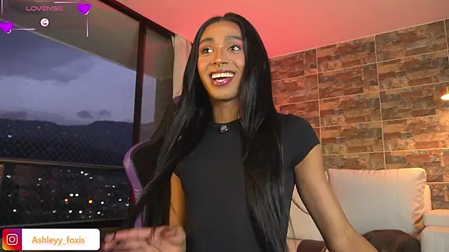 Snapshot of Ashleey_Fox chatting on 02.17.26 Ashleey Fox online show from 02.17.26